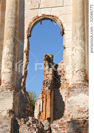 Ruins of the Gilzen's and Shadurski's palace Ruins of the Gilzen's and Shadurski's palace 32086775