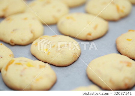Cookies (Baked confectionary snacks Dried fruits Western confectionery Dessert Confectionery biscuits Fruit drying) 32087141