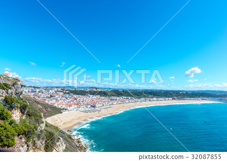 Scenery of sunny Nazare (Portugal) 32087855