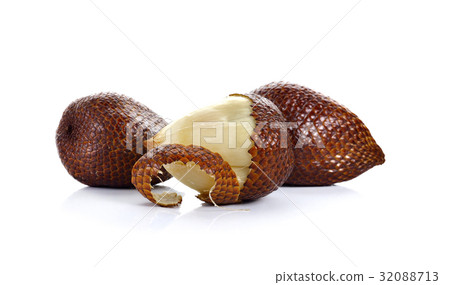 Salak snake fruit isolated on white background Salak snake fruit isolated on white background 32088713