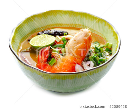Thai Food Shrimp soup with mushrooms and coconut Thai Food Shrimp soup with mushrooms and coconut 32089438