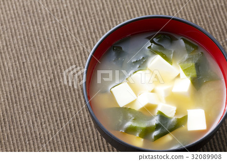 豆腐和海帶味噌湯21 32089908