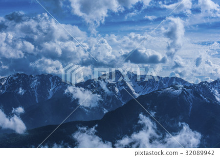 南阿爾卑斯山脈Shirane Miyama 南阿爾卑斯山脈Shirane Miyama 32089942