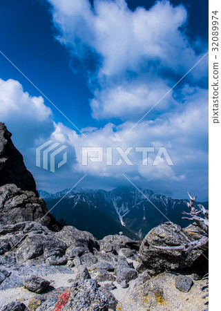 Mt. Hakune from Mt. Phoenix Mt. Hakune from Mt. Phoenix 32089974
