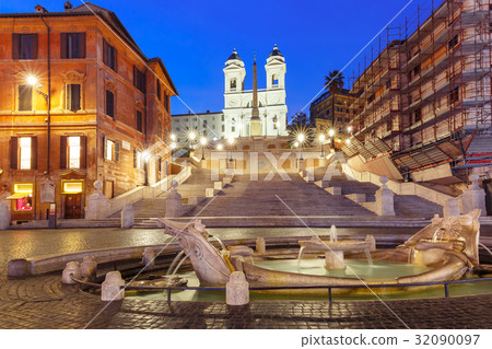 Spanish Steps at night, Rome, Italy. Spanish Steps at night, Rome, Italy. 32090097