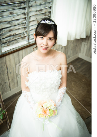 Bridal bride 32090980