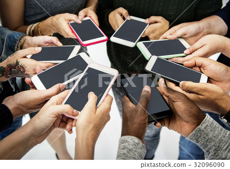 Group of people using mobile phone with blank screen Group of people using mobile phone with blank screen 32096090