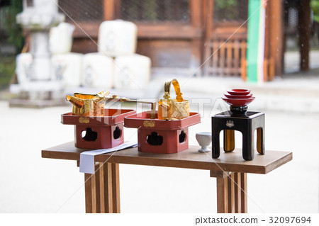 Wednesday three times, cup image 32097694