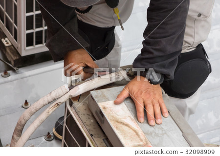 空調室外機 32098909