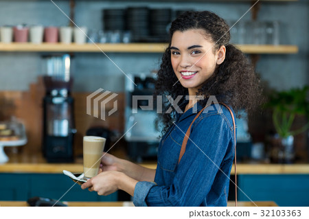 Woman, Standing, Smiling 32103363