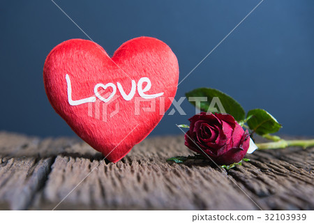 Red rose and heart Red rose and heart 32103939