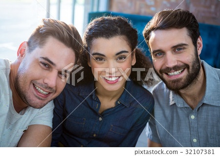 Portrait of three smiling friends 32107381