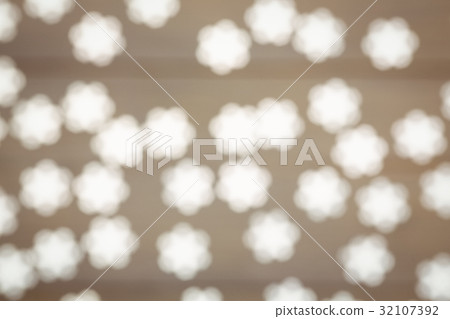 Snowflake christmas decoration scattered on wooden table 32107392