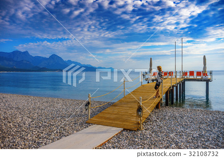 Woman on the beach 32108732