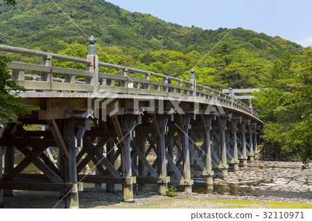 [Mie Prefecture] Ise Jingu Naiku Uji Bridge 32110971