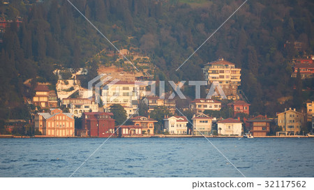 Uskudar coast Istanbul. Asian coast of Istanbul 32117562