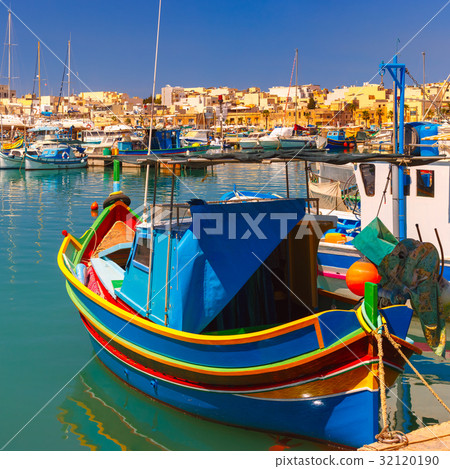 Taditional eyed boats Luzzu in Marsaxlokk, Malta Taditional eyed boats Luzzu in Marsaxlokk, Malta 32120190
