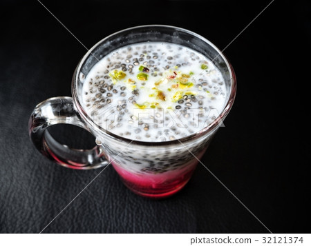 Falooda Indian dessert Falooda Indian dessert 32121374