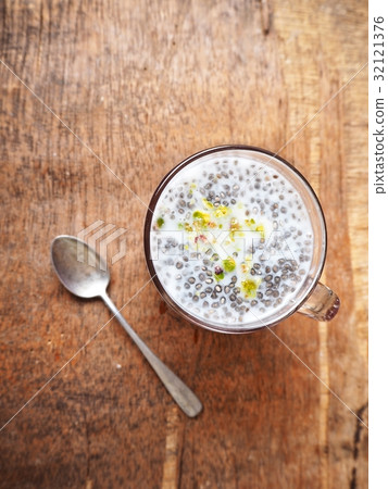 Falooda Indian dessert 32121376