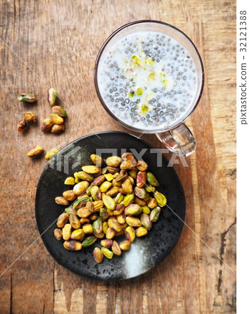 Falooda Indian dessert 32121388