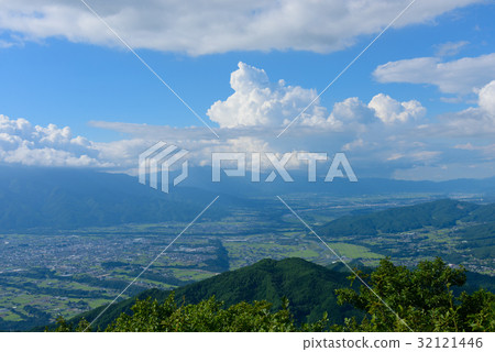 Scenery of Nagano Ina Valley 32121446