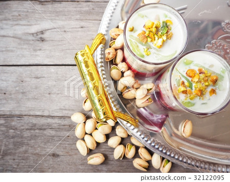 Falooda Indian dessert Falooda Indian dessert 32122095