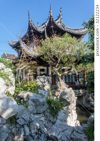 Yu Garden in Shanghai, China Yu Garden in Shanghai, China 32122234