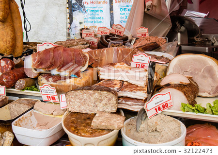 Charcuterie and dry dlicateness on a butcher stall Charcuterie and dry dlicateness on a butcher stall 32122473