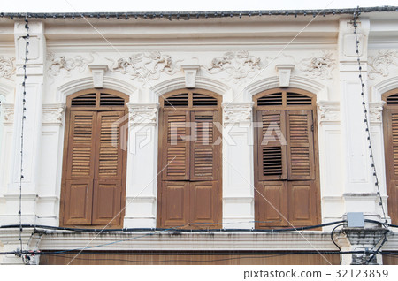 chino Portuguese windows architecture style 32123859