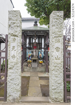 Kiyomi-ji的Jizo-do（東京都杉並區） 32124374