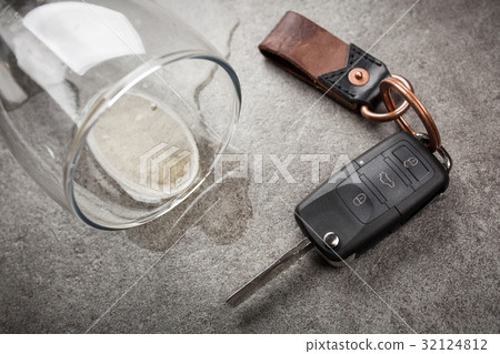 Drunk driving concept 32124812
