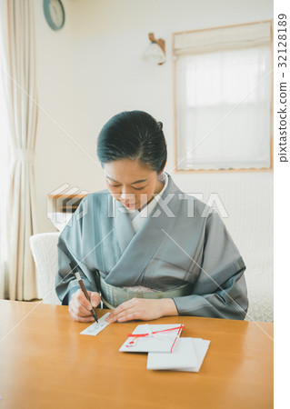 angpao, person, female 32128189