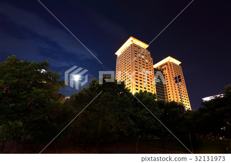 Taipei Landmark 32131973