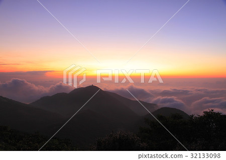 Mountain Mist 32133098