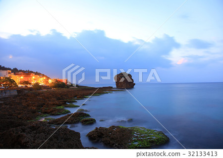 South of Taiwan South of Taiwan 32133413