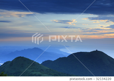 The Scenery 32134220