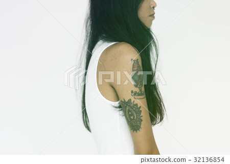 Tattoo Woman Serious Face Expression Studio Portrait Tattoo Woman Serious Face Expression Studio Portrait 32136854