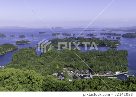 Morning, Exhibition View from the Haiku 4 32141088