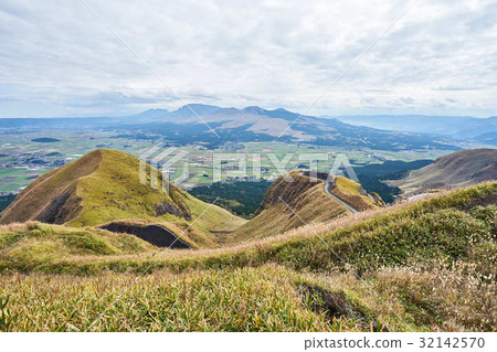 Aso City Road Hunti Trunk Line Laputa Road Aso City Road Hunti Trunk Line Laputa Road 32142570