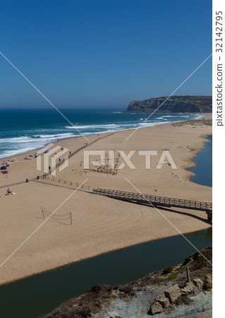 long beach on atlantic ocean coast 32142795