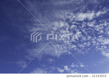 Blue sky 32143033