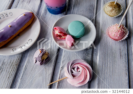 Beautiful sweets pastel shades on a beautiful Beautiful sweets pastel shades on a beautiful 32144012