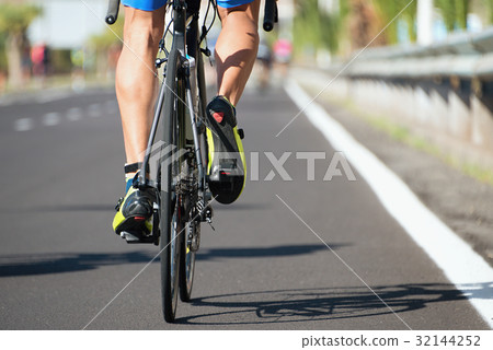 Cycling competition race at high speed 32144252