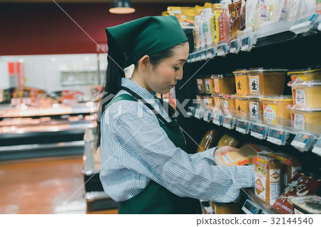 super, supermarket, super market 32144540