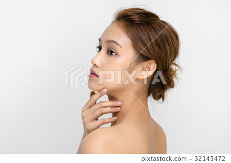 半個女人 半個女人 32145472