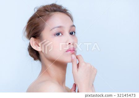 半個女人 半個女人 32145473