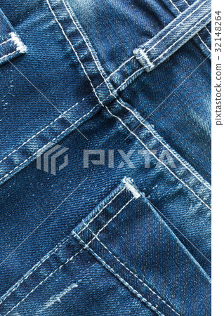 Blue jeans pocket closeup 32148264