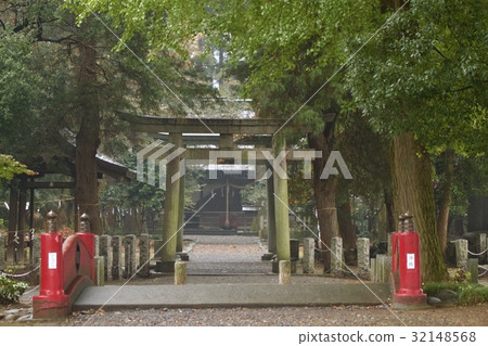 Shrimp Shrine 32148568