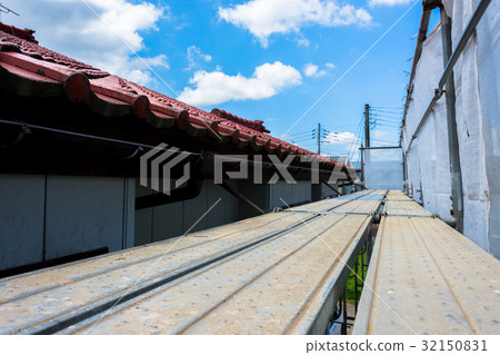 屋頂施工 32150831