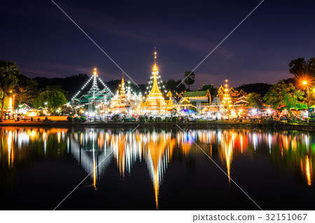 Water Reflections of Wat Phra That Nhong Jong Kham Water Reflections of Wat Phra That Nhong Jong Kham 32151067